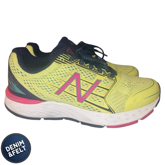 New Balance Women's W680V3 Running Shoe | Color: Yellow/Pink/Blue 🩷👟💛👟💙 - Picture 4 of 12